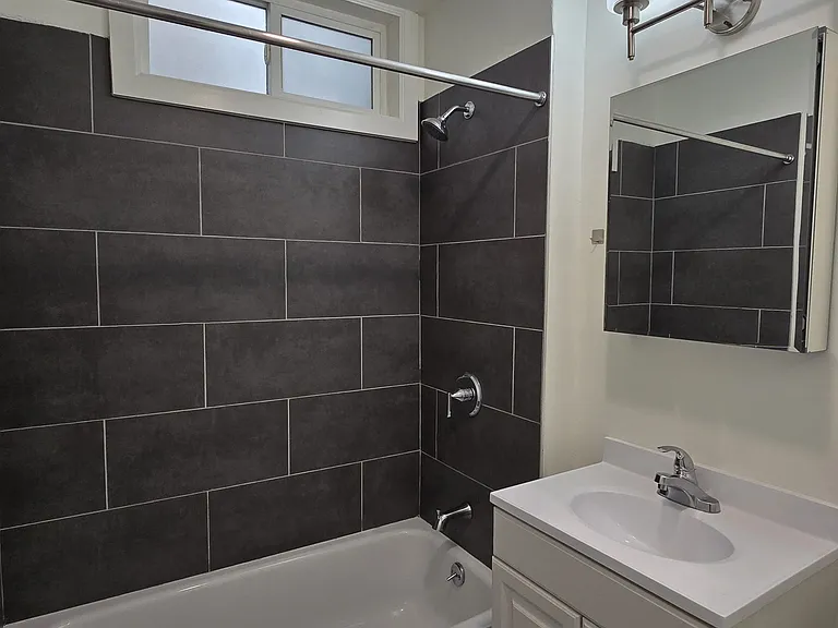 1359 Hayes St #7 — Photo 8