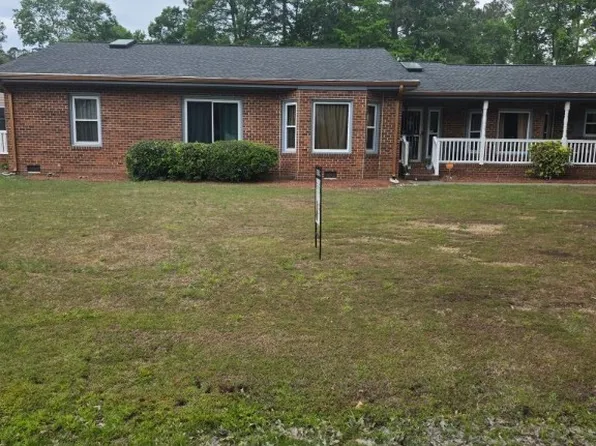 5800 Baron Dr, Chesterfield, VA 23832