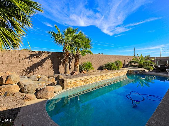 5th image of 3684 Tarpon Dr