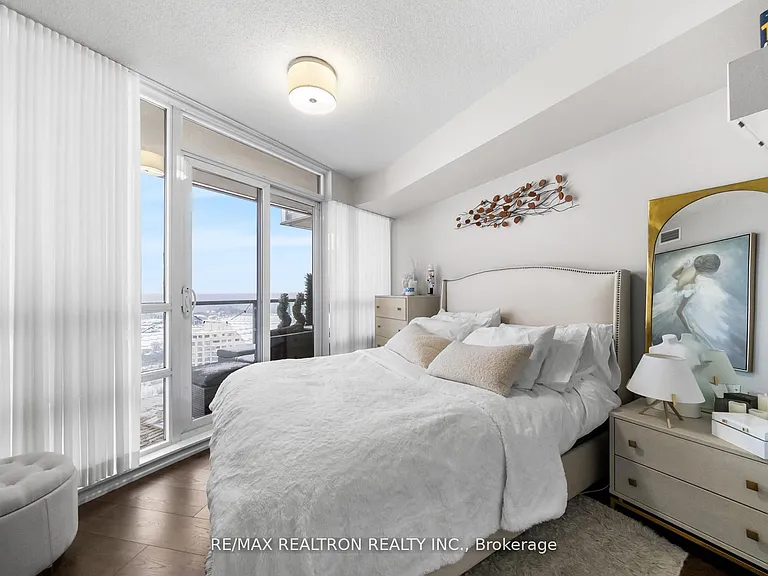 2230 Lake Shore Blvd S #2008 — Photo 21