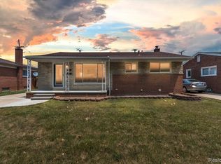 2221 Medford St, Trenton, MI 48183