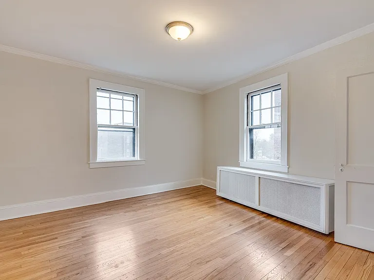The Clarendon Apartments of West Hartford! — Photo 38