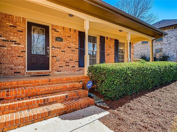 3rd image of 2681 Arldowne Dr