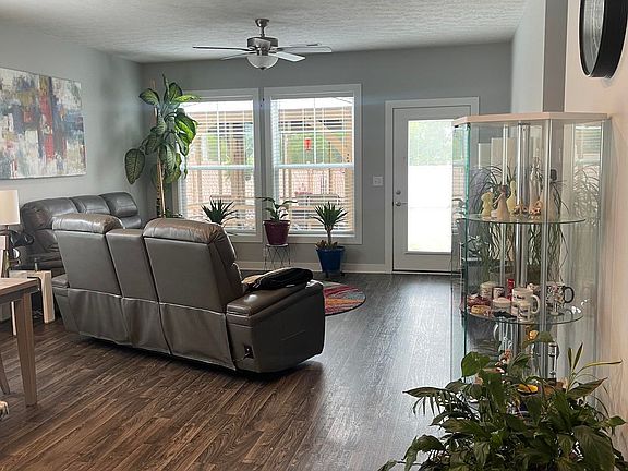 5th image of 4628 Eastwick Dr