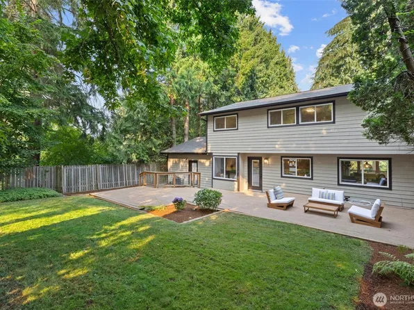 10345 36th Avenue NE, Seattle, WA 98125