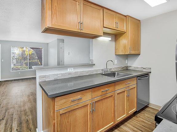 5th image of 12247 NW Cornell Rd #206