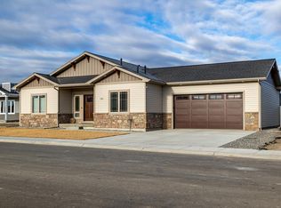 707 Go Around Loop, Cody, WY 82414