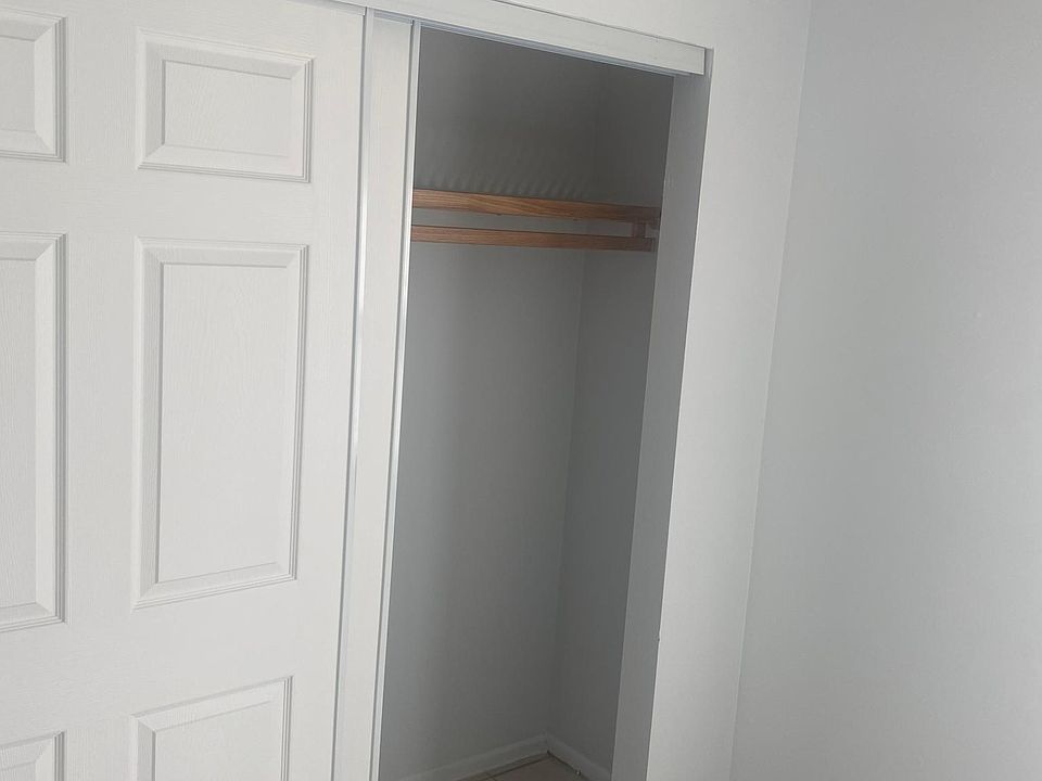 2nd image of 909 E Humphrey St APT C