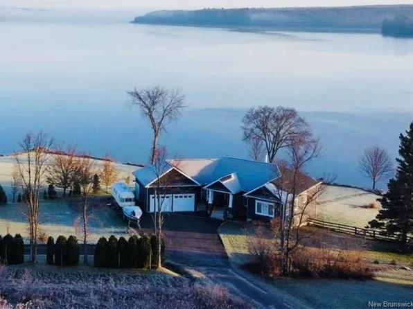 50 Sandcastle Ln, Kingsclear, NB E3E 0A4