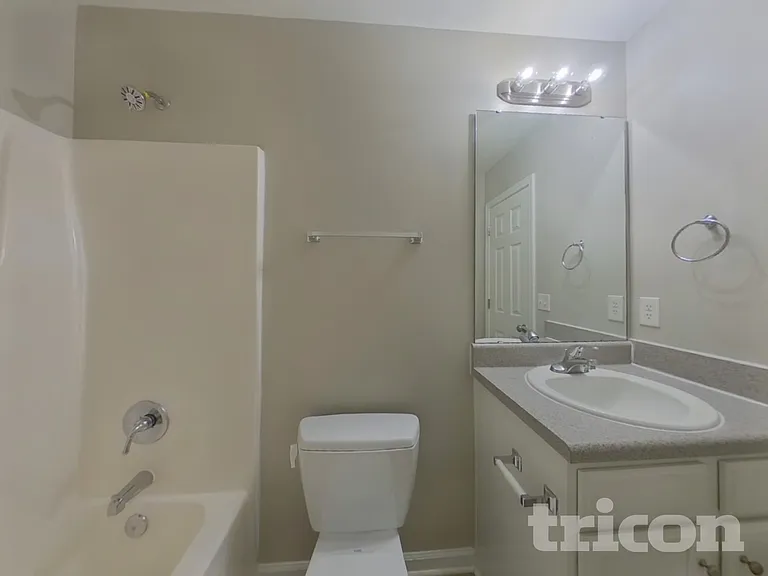 158 Bonhomme Cir — Photo 12