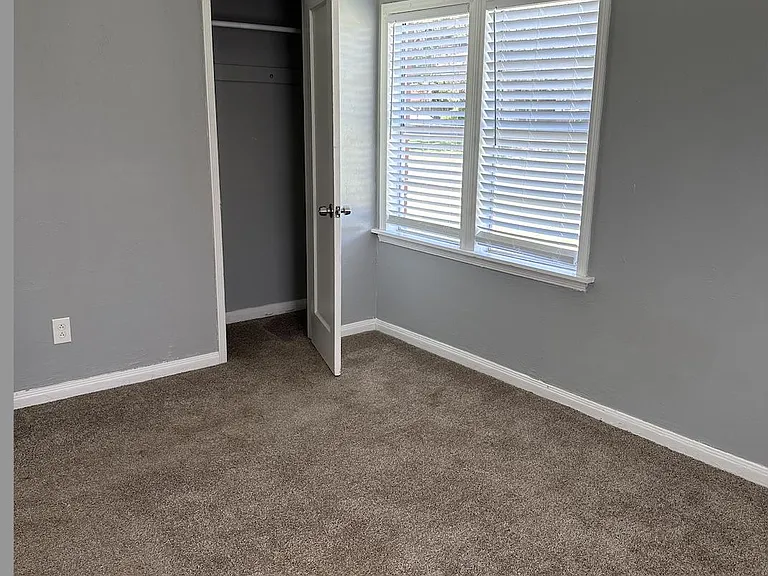 536 Babb Dr — Photo 8