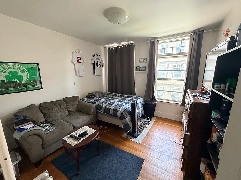 1673 Beacon St #2 — Photo 8