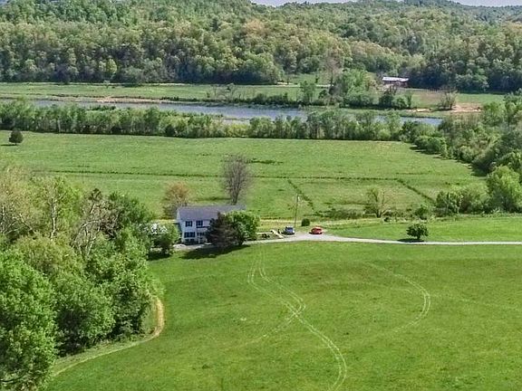 2nd image of 129 Heath Ln