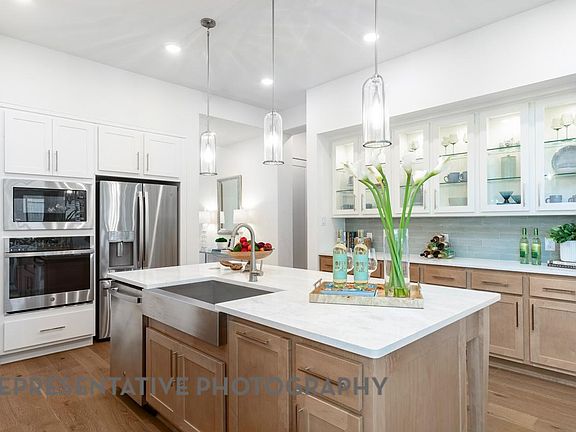7th image of this home