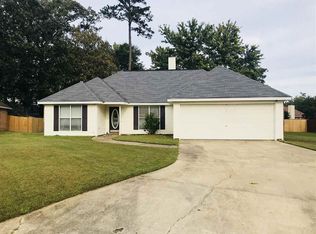 123 Hunters Oak Cv, Brandon, MS 39047