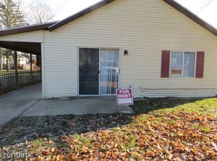 1005 Montgomery St, Eaton Rapids, MI