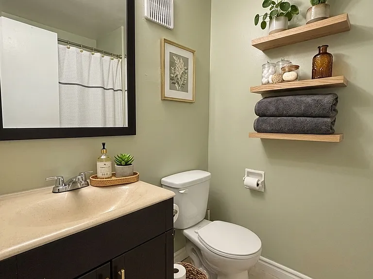 425 Rathburn Rd E #74 — Photo 4