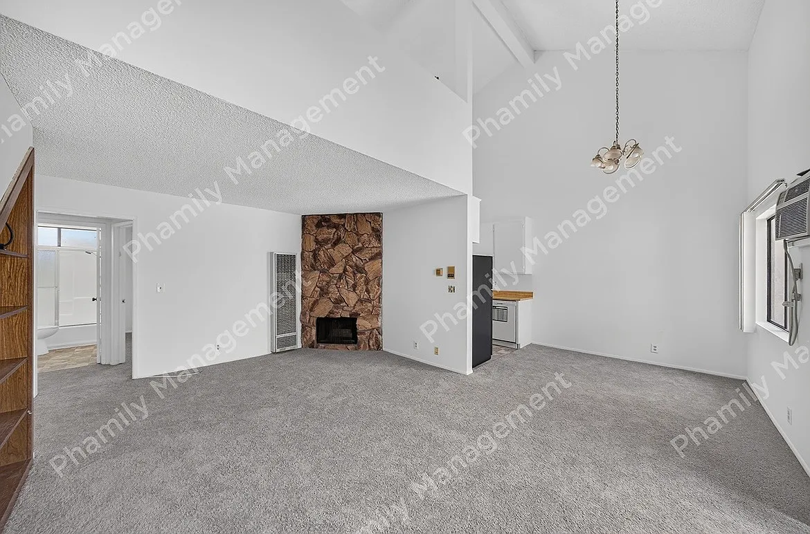 1 bed, $2,495 — Photo 4