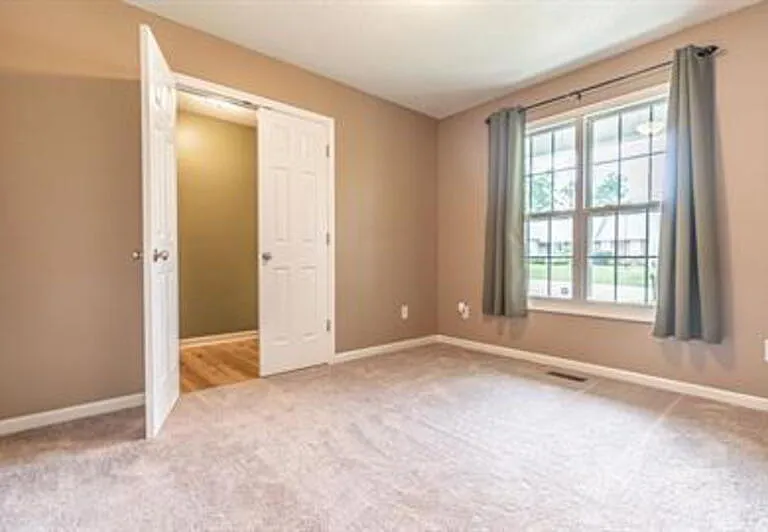 428 Green Links Dr — Photo 34