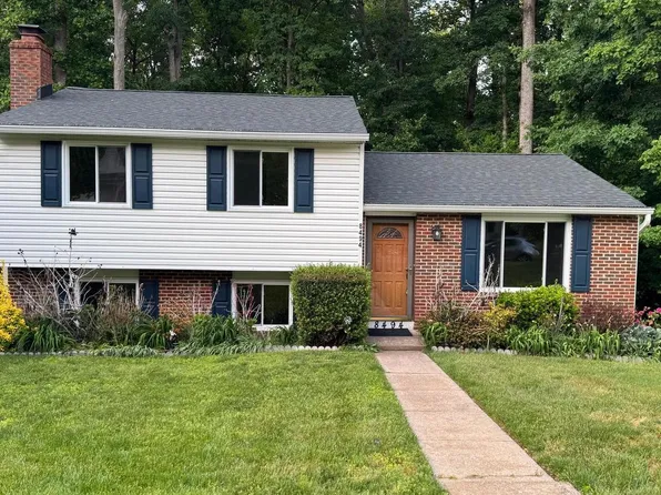 8494 Summer Breeze Ln, Springfield, VA 22153