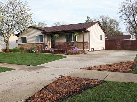 4th image of 20410 Little Acres Dr