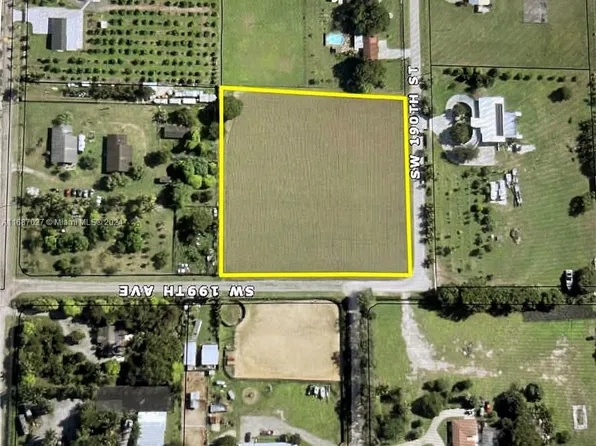 190 Th St #199, Miami, FL 33187