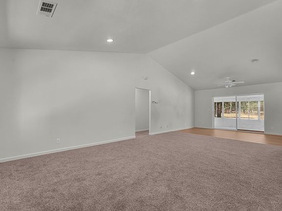 5th image of 7487 White Oak Rd