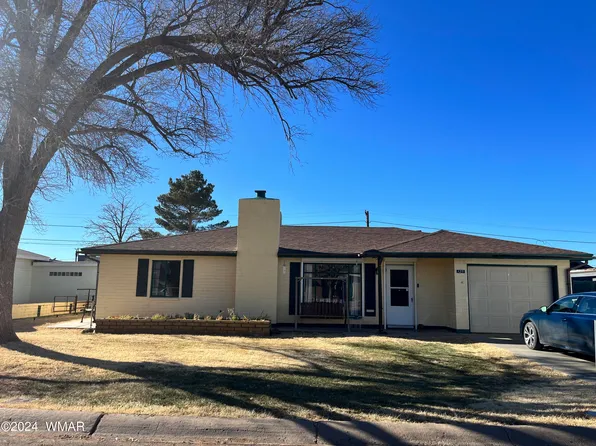 125 Navajo Dr, Winslow, AZ 86047