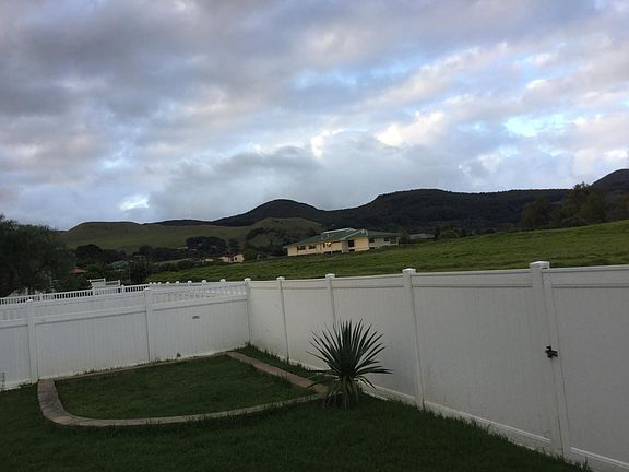 Vinyl fence surrounds your home with privacy