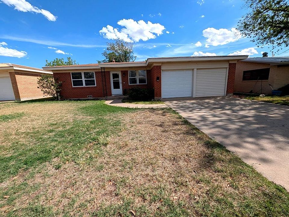 1st image of 1202 Douglas Dr