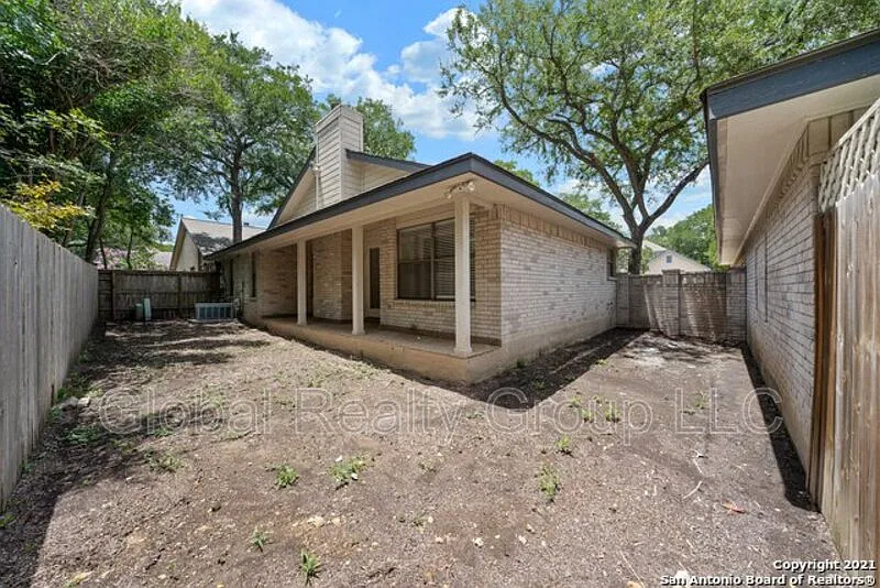 2 bed, 2.0 bath, 1510 sqft, $1,695 — Photo 4
