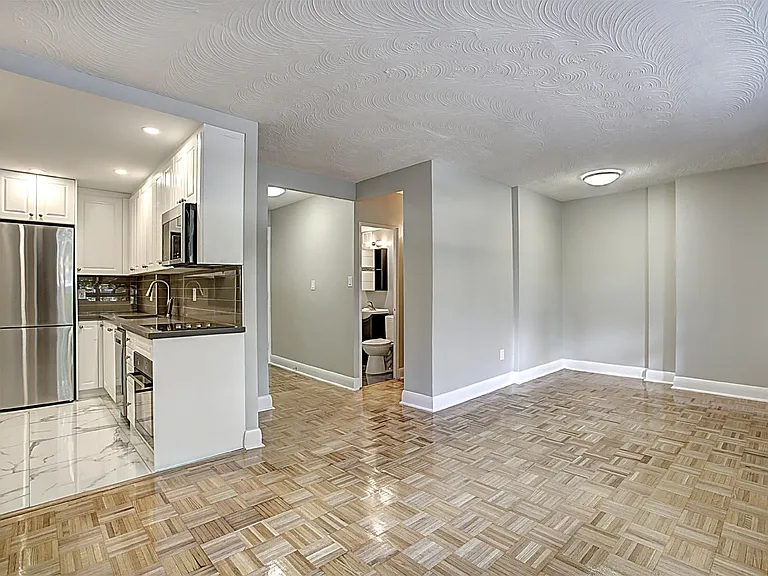 91 Jameson Ave — Photo 38