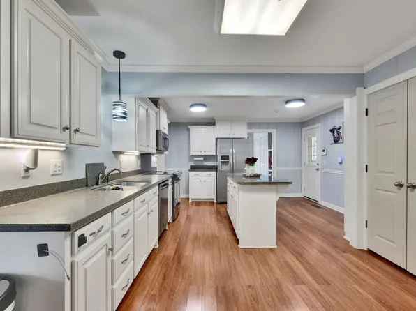 104 Dupont Ave, Waverly, TN 37185