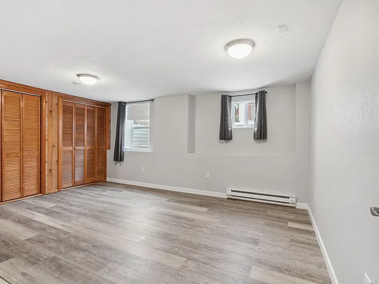 701 S Evergreen Rd — Photo 23
