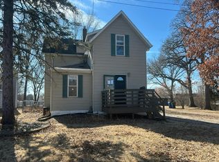 3444 19th Ave, Moline, IL 61265