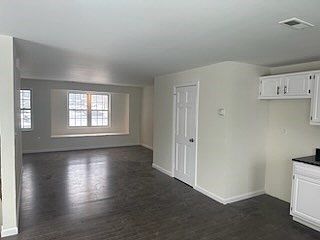 5th image of 126 Forest St Unit 126