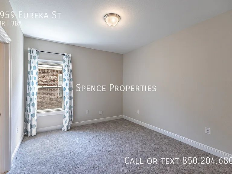 8959 Eureka St — Photo 37