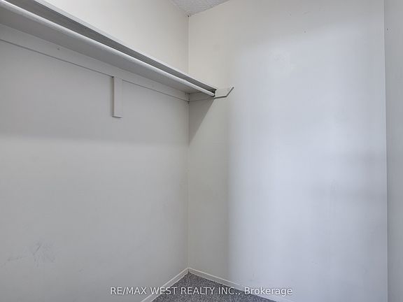4th image of 234 Albion Rd #2107