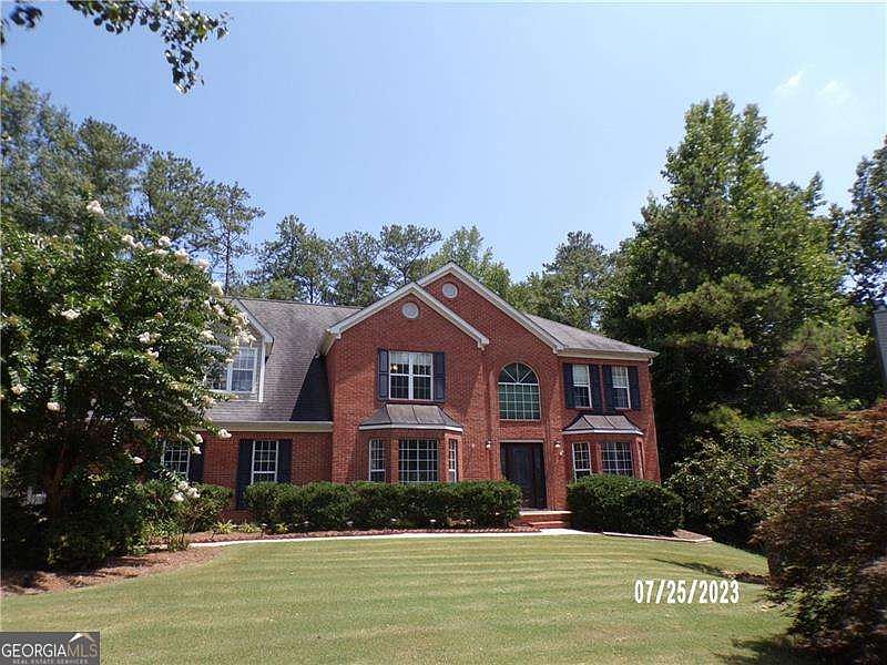 1st image of 2702 Winsley Dr SW