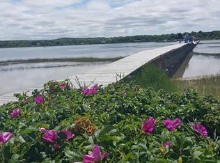 16 Knott Ave, Sandwich, MA 02563