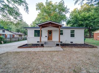 4709 Springview Rd, Charlotte, NC 28213