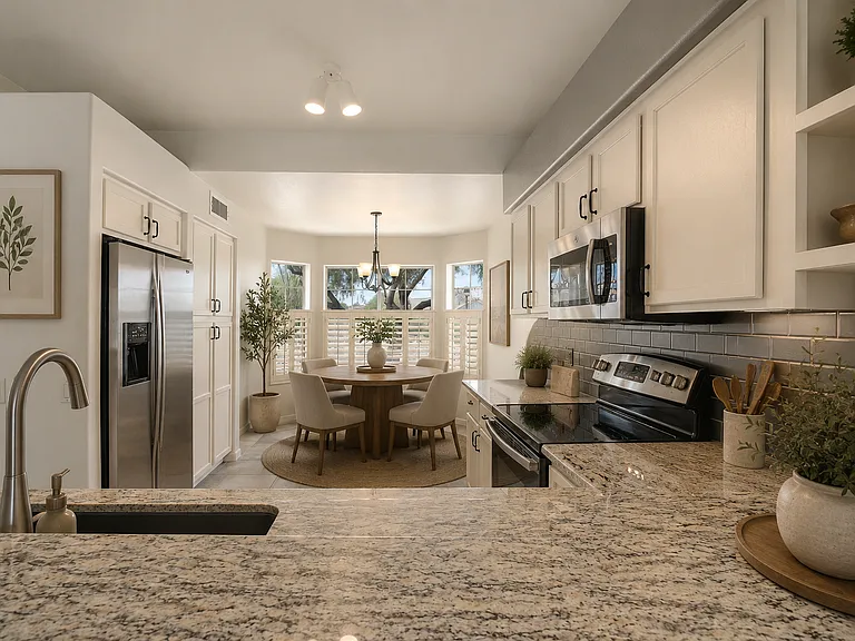 16101 E Glendora Dr — Photo 2