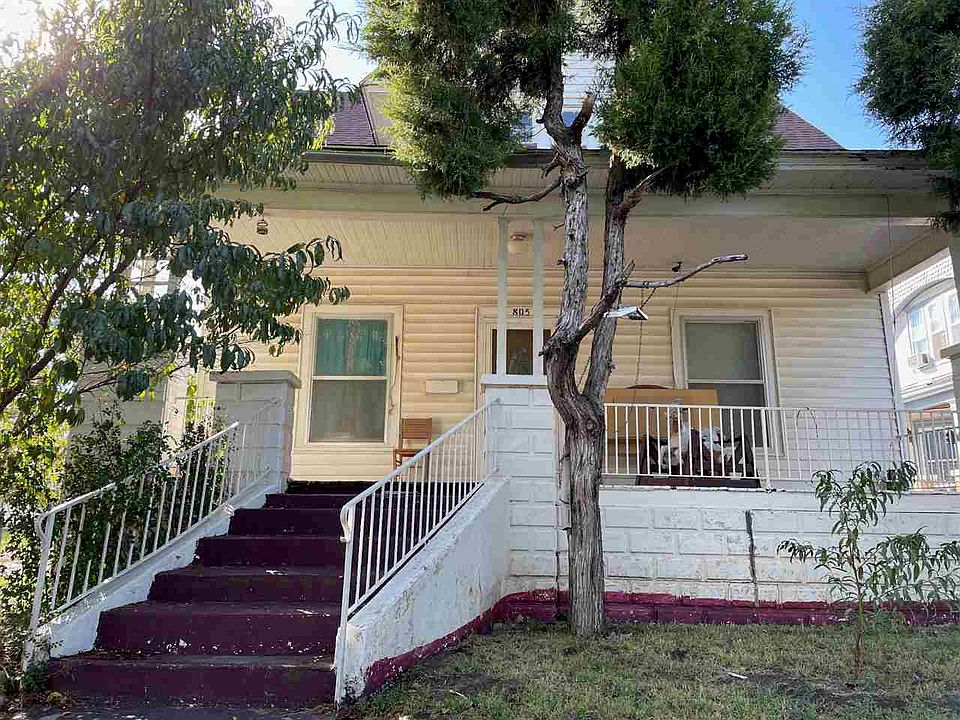 1st image of 805 3rd Ave