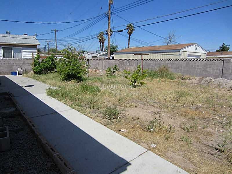 1st image of 6500 Evergreen Ave