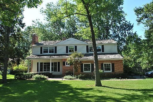 1st image of 981 S Grandview Ln