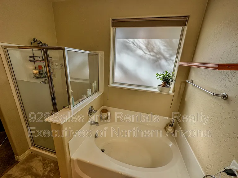 537 W Nugget Trl — Photo 29