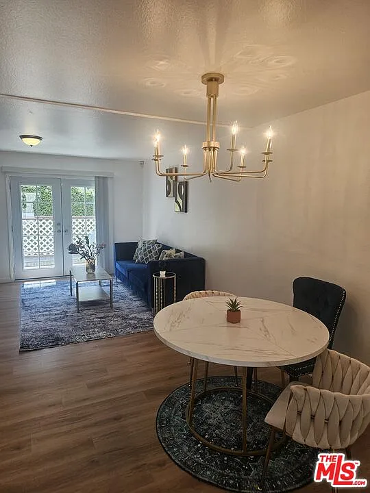 2 bed, 2.5 bath, 1185 sqft, $3,378 — Photo 3