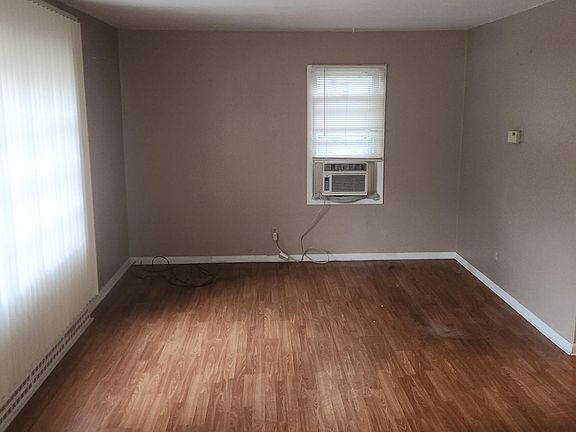 Living room, window looks out onto Garfield Street.