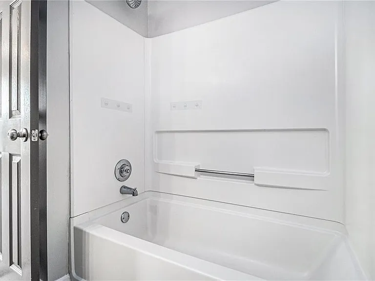 89 Bridge View Dr — Photo 12