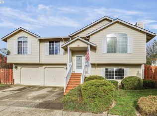 37 SW Riverview Pl, Gresham, OR 97080